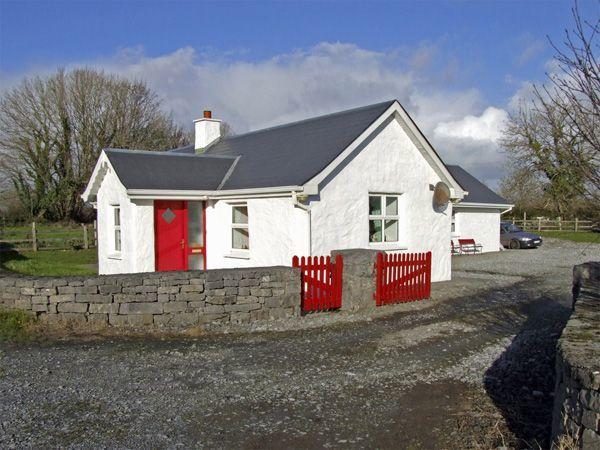 Delia'S Cottage Ballinrobe Exterior photo